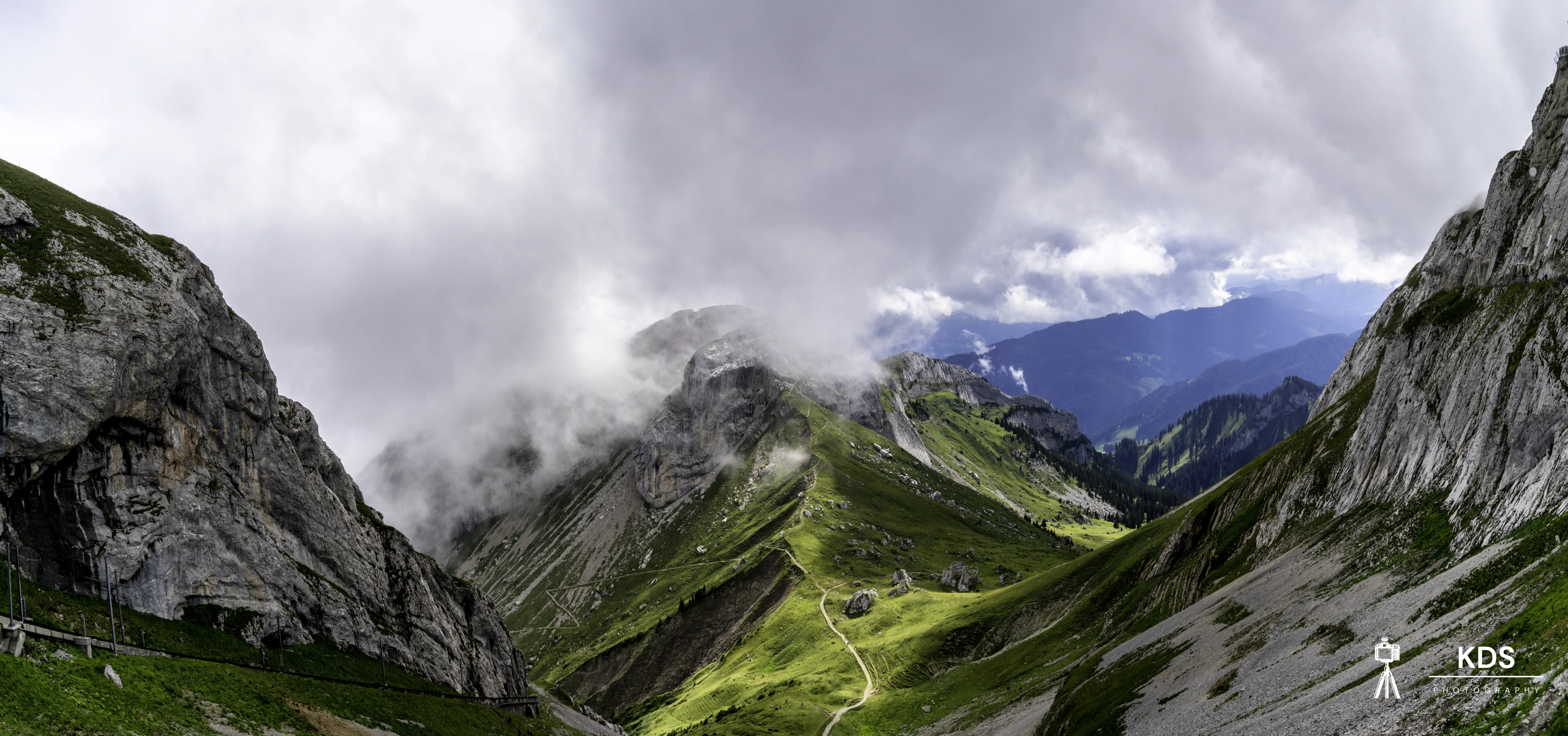 Mt Pilatus Pano
